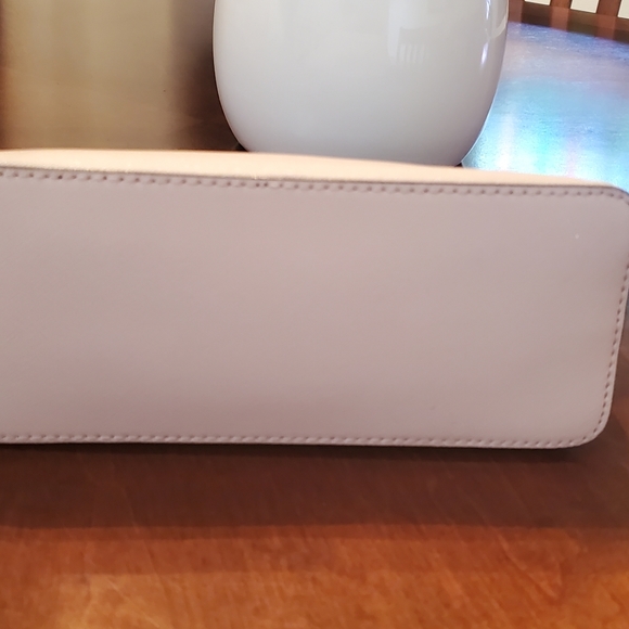 Michael Kors Jet Set Dome and wristlet - Picture 4 of 7